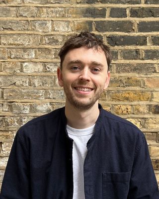 Photo of Sam Maiden Smith - Sam Maiden, Psychotherapist, MBACP