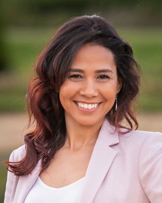 Photo of Dr. Johana Kuemerle-Pinillos, Clinical Social Work/Therapist, PhD, LCSW