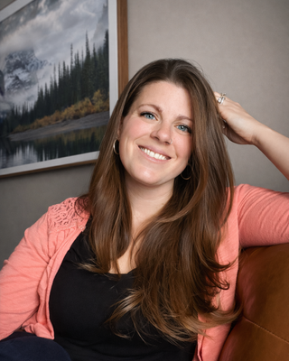 Photo of Laura Lutkus, Pre-Licensed Professional, Intern