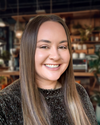 Photo of Tayler Landa, Clinical Social Work/Therapist, LCSW