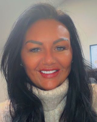 Photo of Deborah English, Counsellor, DCounsPsych, MNCPS Acc.