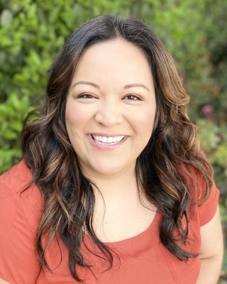 Photo of Karina Hernandez, Marriage & Family Therapist in Hanford, CA