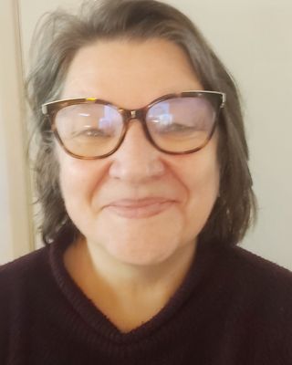 Photo of Amanda Wayling-Yates, Counsellor in Guildford, England