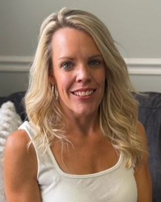 Photo of Jenn Nelms, Pre-Licensed Professional