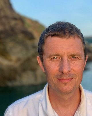 Photo of Gareth Osment, Counsellor, MNCPS Acc.