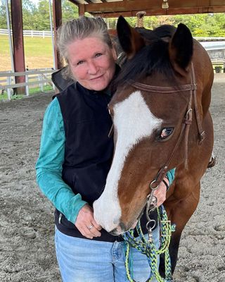 Photo of Bobbi Woolwine, Clinical Social Work/Therapist, MSW, LCSW