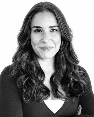 Photo of Christina Fields, Clinical Social Work/Therapist, MSW, LICSW