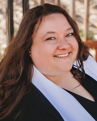 Photo of Julie Lam, Provisional Master Social Worker, PLMHP, PMSW