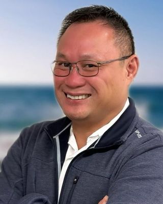 Photo of Hung Pham, Psychiatric Nurse Practitioner, APRN