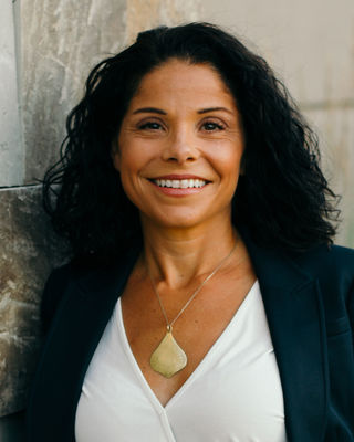 Photo of Rayne Healy, Licensed Professional Counselor, MSW, LPC
