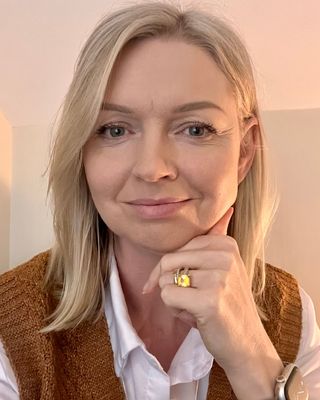Photo of Dr Ave Kotze, Psychologist, DCounsPsych, HCPC - Couns. Psych.