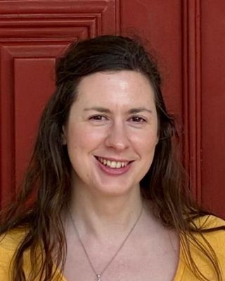 Photo of Kelly Madden, Psychotherapist, MSc, MBACP