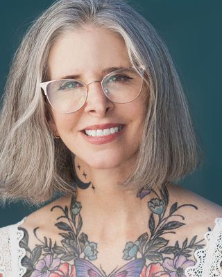 Photo of Helen Ward, Clinical Social Work/Therapist, LICSW