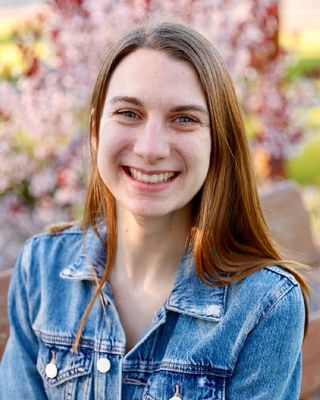 Photo of Hannah Mudge, Marriage & Family Therapist, MA, LMFT