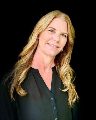 Photo of Victoria Dawn Cameron, Registered Psychotherapist, MACP, RP
