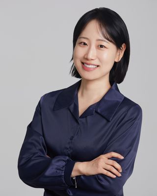 Photo of Minjee Park, MA