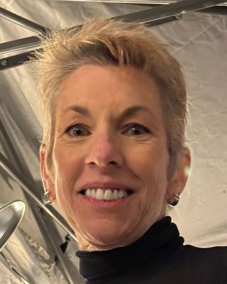 Photo of Kim Oliver, Clinical Social Work/Therapist, MSW, LCSW