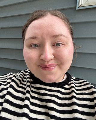 Photo of Lola Blue Douglas, Registered Psychotherapist (Qualifying)