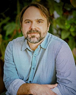 Photo of Levin Sibley-Schwartz, Clinical Social Work/Therapist, MSW, LICSW