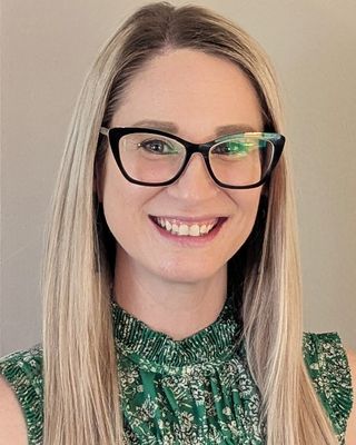Photo of Mindy Cardelein, Counselor, LPCC-S, CDBT
