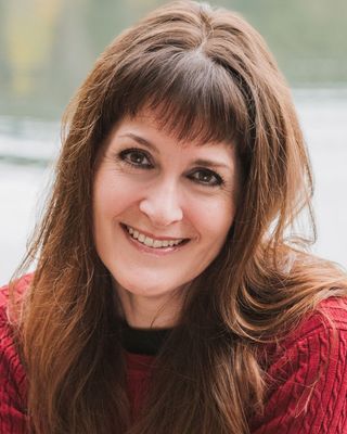 Photo of Lianne Perry, Counsellor, MA, MSc, RCC, EMDR