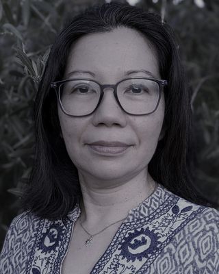 Photo of Jade Lim, Counsellor, MA, ACA-L4