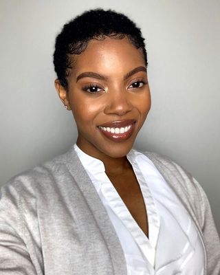 Photo of Ariel Glaze, Licensed Professional Counselor in Houston, TX