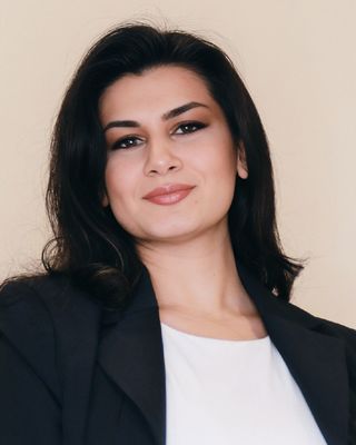 Photo of Ghazaleh Salahi, Registered Psychotherapist (Qualifying)