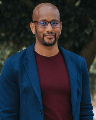 Photo of Troy J Shelton, Psychotherapist, MSc, UKCP Trainee