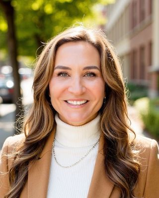 Photo of Dr. Nadia Thalji, Psychologist, PhD