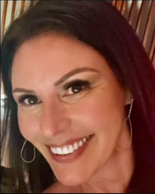Photo of Eslivia Valdeon, Marriage & Family Therapist, LMFT