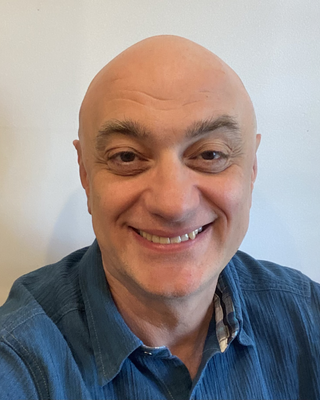 Photo of Alik Segal, Marriage & Family Therapist, LMFT