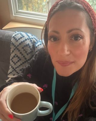 Photo of GILLIAN SARA RUSSELL, Psychotherapist, MSc, MBACP