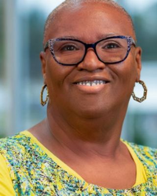 Photo of Naeemah Johnson, Clinical Social Work/Therapist