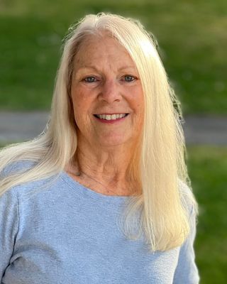 Photo of Geri Moore Manahan, Clinical Social Work/Therapist, MSW, LCSW, HS-BCP