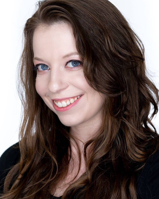 Photo of Alyx Duckering, Marriage & Family Therapist, MS, LMFT
