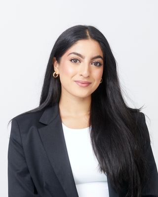 Photo of Darya Ansari, Registered Social Worker, MSW, BSW