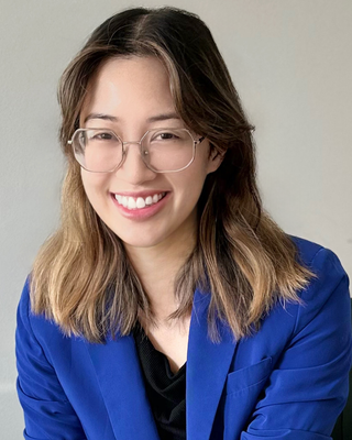 Photo of Angela Nguyen, Marriage & Family Therapist, LMFT