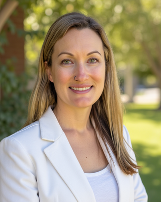 Photo of Randi Luevano, Clinical Social Work/Therapist, LCSW