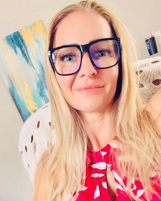 Photo of Dr. Bianca Ramosdelrio, Marriage & Family Therapist, PhD, LMFT-S, EMDR