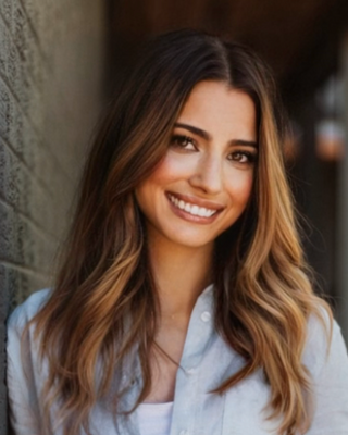 Photo of Chloé Miller - Chloé Miller @ Lovers Counseling in Boulder, CO, Marriage and Family Therapist Candidate, MA, LPC, MFTC