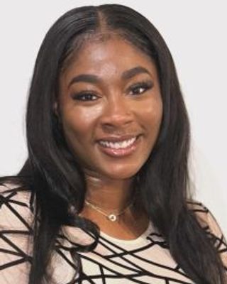 Photo of Sharnequa Hunter, Pre-Licensed Professional, Qualifi