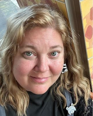 Photo of Amanda “Mandy” J Morgan, Clinical Social Work/Therapist in Urbana, IL