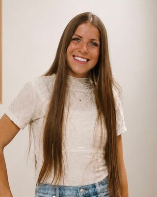 Photo of Maddie Densley, Clinical Social Work/Therapist, LCSW