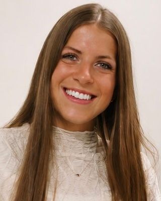 Photo of Maddie Densley, Clinical Social Work/Therapist, LCSW
