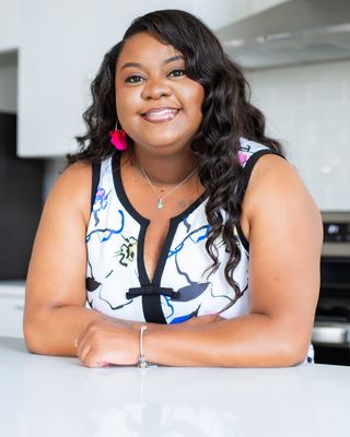 Photo of Tania Marr, Clinical Social Work/Therapist, MSW, LCSW