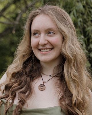 Photo of Autumn Louise Bott, Pre-Licensed Professional, BA