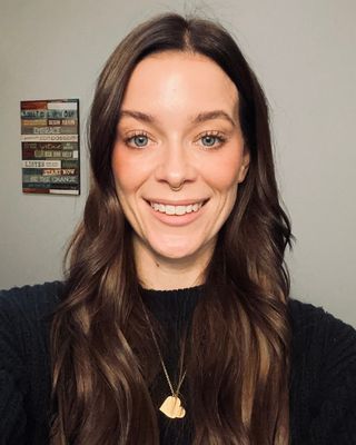 Photo of Lindsey Metz, Pre-Licensed Professional