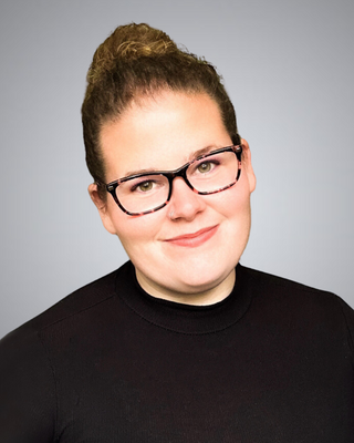 Photo of Erin Drakes, Clinical Social Work/Therapist, LCSW