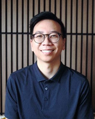 Photo of Kelvin Hau, Registered Social Worker, MSW, RSW